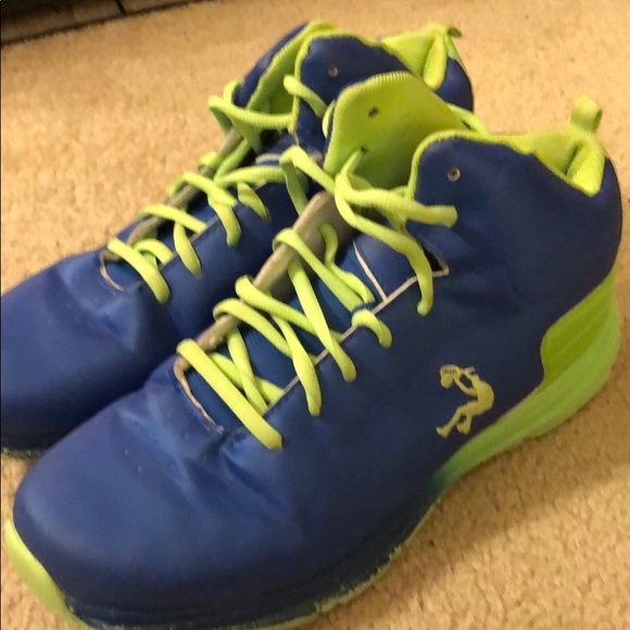 Shoes - Picture 1 of 1